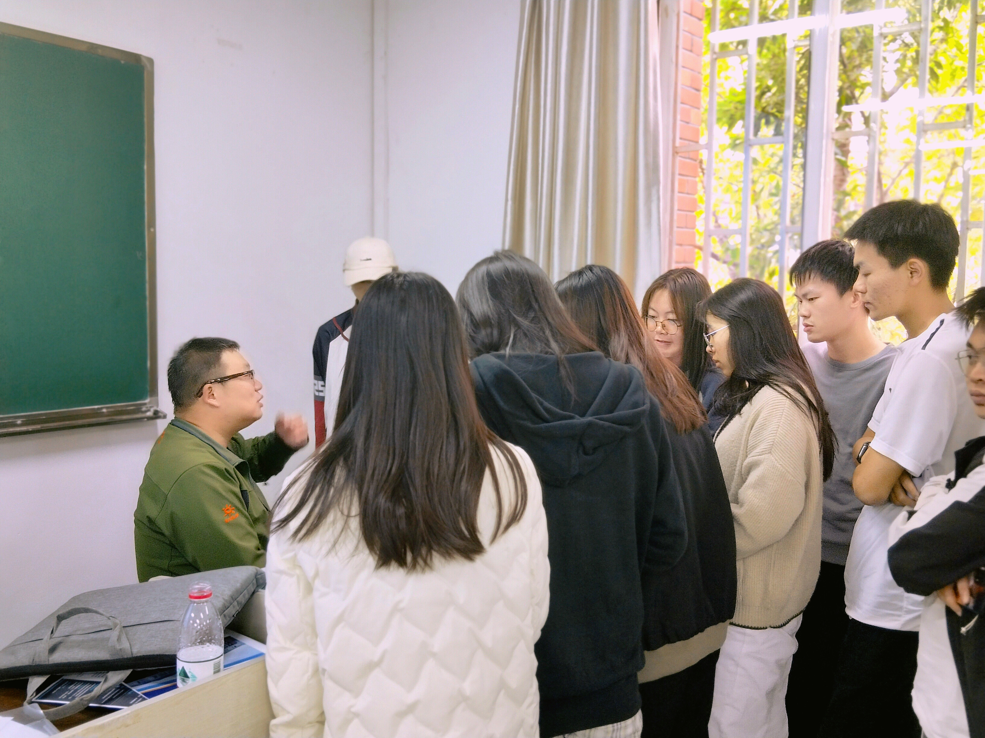 F034FF06D65085E290BD8623207DE6B3