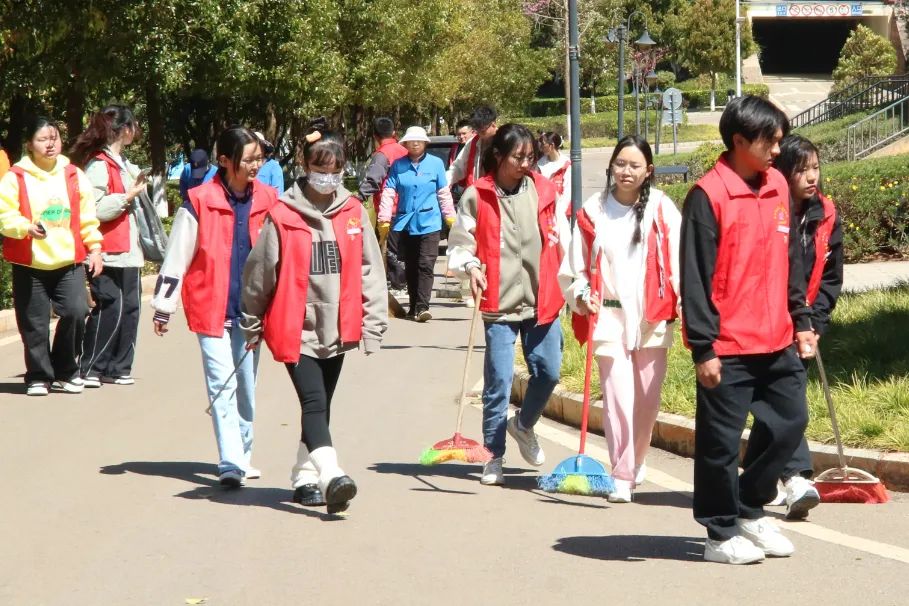 699be187-42f7-45c7-922f-940672e0368e_OAF